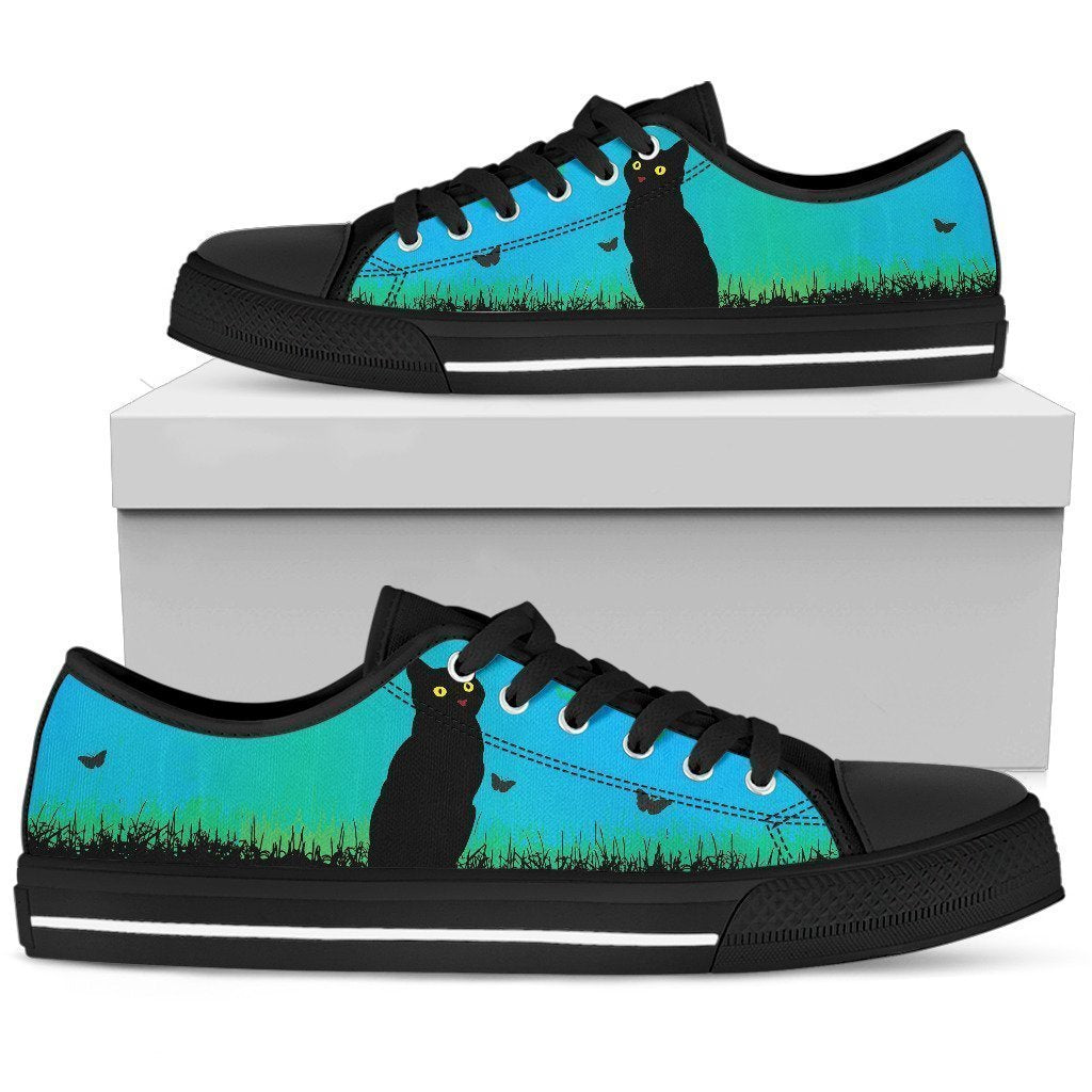 Black Cat Women's Low Top Shoe-6teenth Worldโข-Women's Low Top Shoe-US5.5 (EU36)-Vibe Cosyโข
